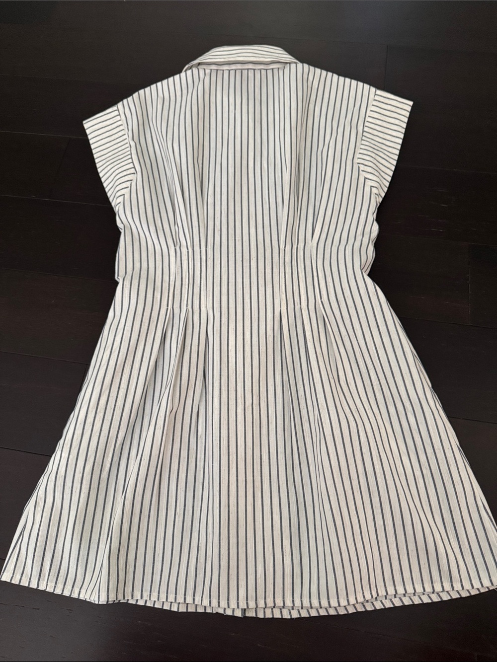 Tuckernuck Callie Linen Dress with Belt - Picture 3 of 3